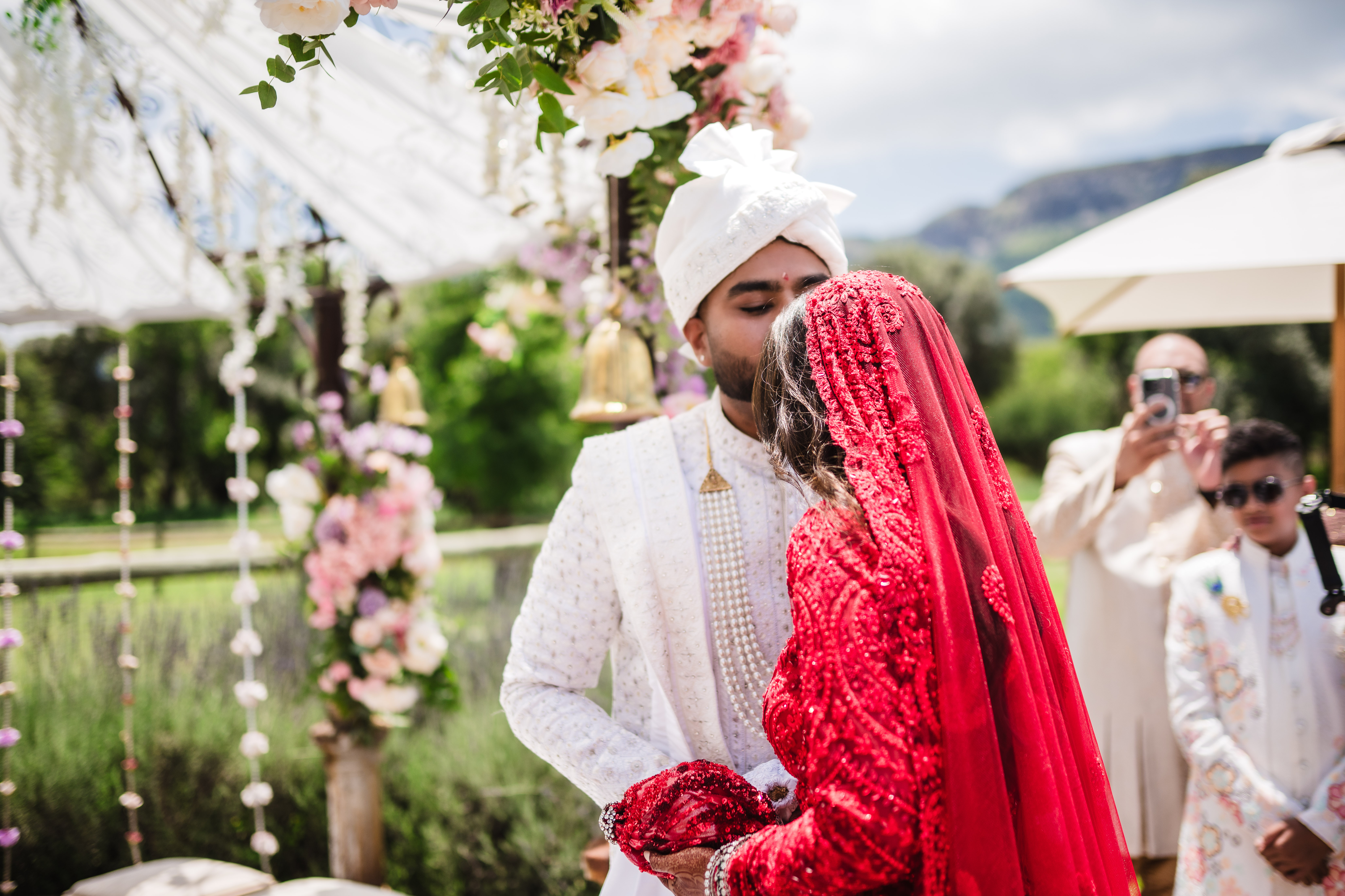 janita-mikal-wedding-green-leaves-magaliesberg-9